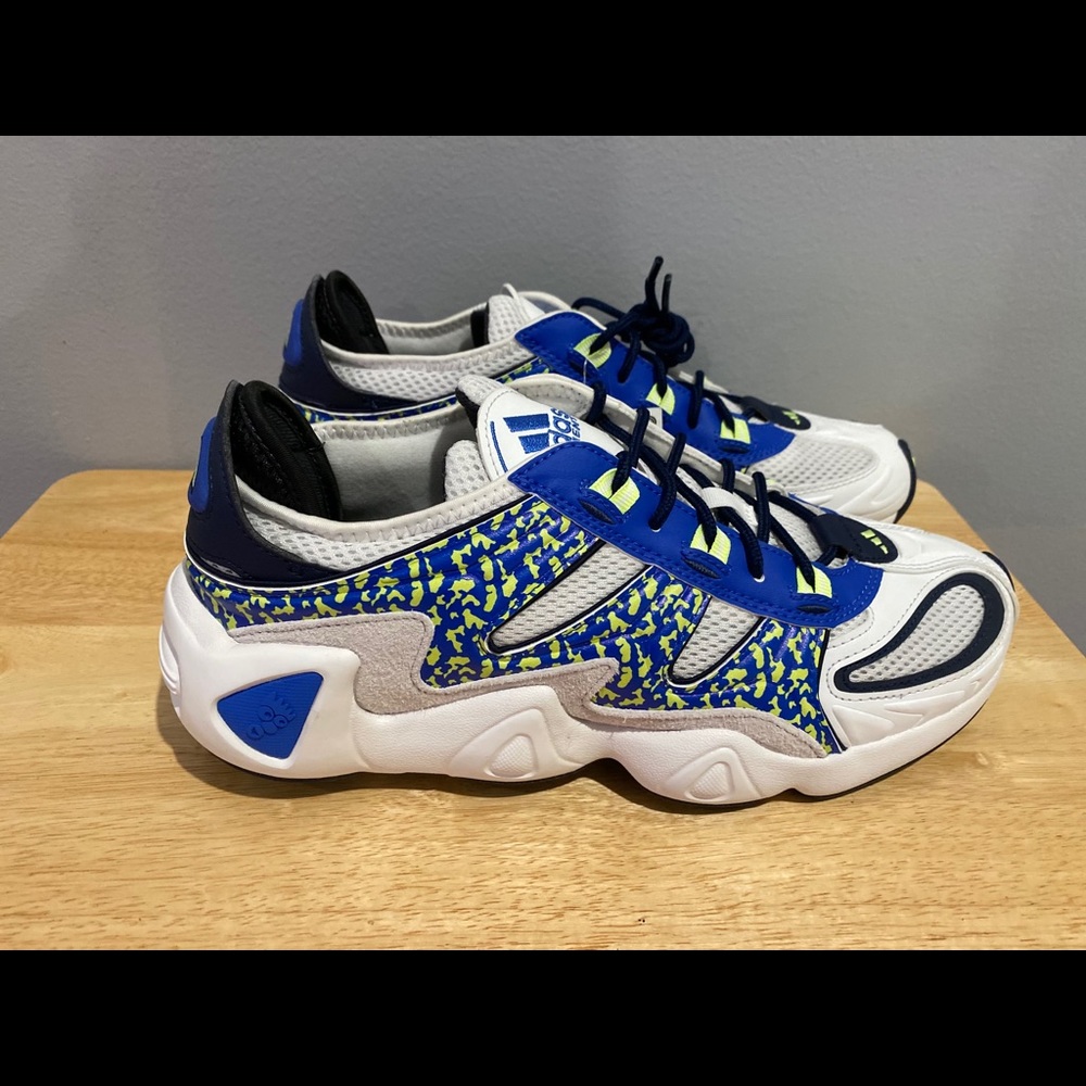 Brand New w/Tags Adidas Torsion FYW S-97